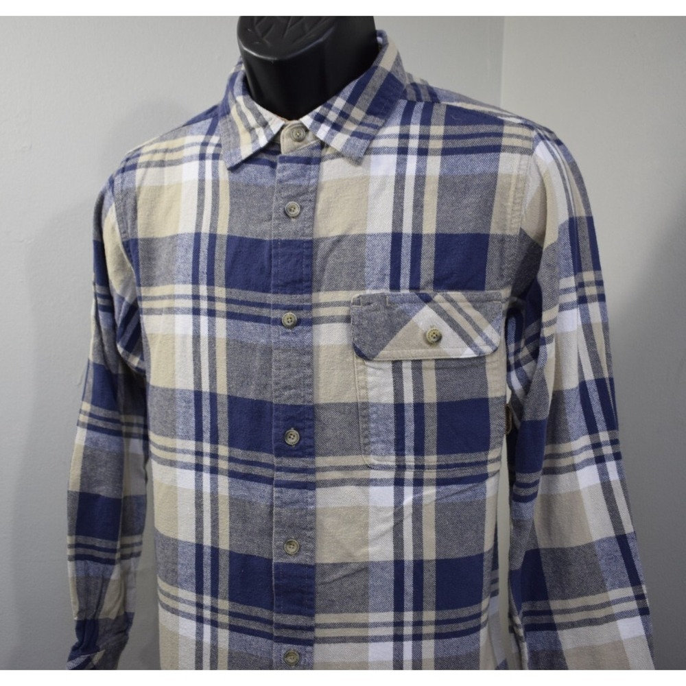 Legendary Whitetails Flannel Button Up Shirt‎ Plaid Long Sleeve Mens Size Small
